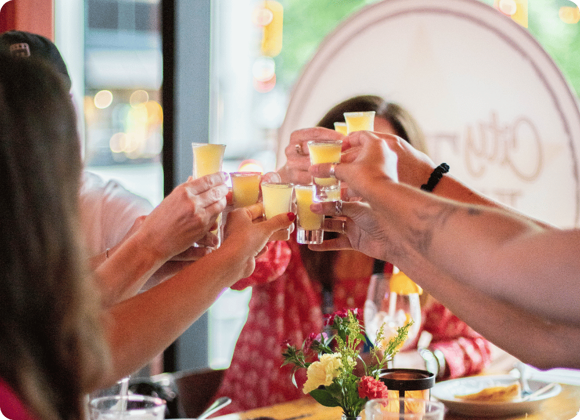 Event Happy Hour - Accordion Image